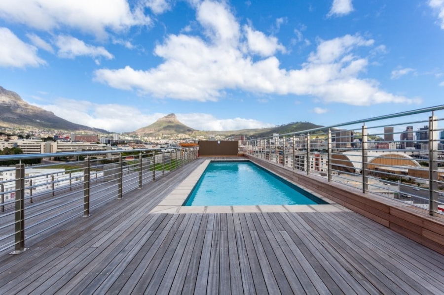 2 Bedroom Property for Sale in Zonnebloem Western Cape